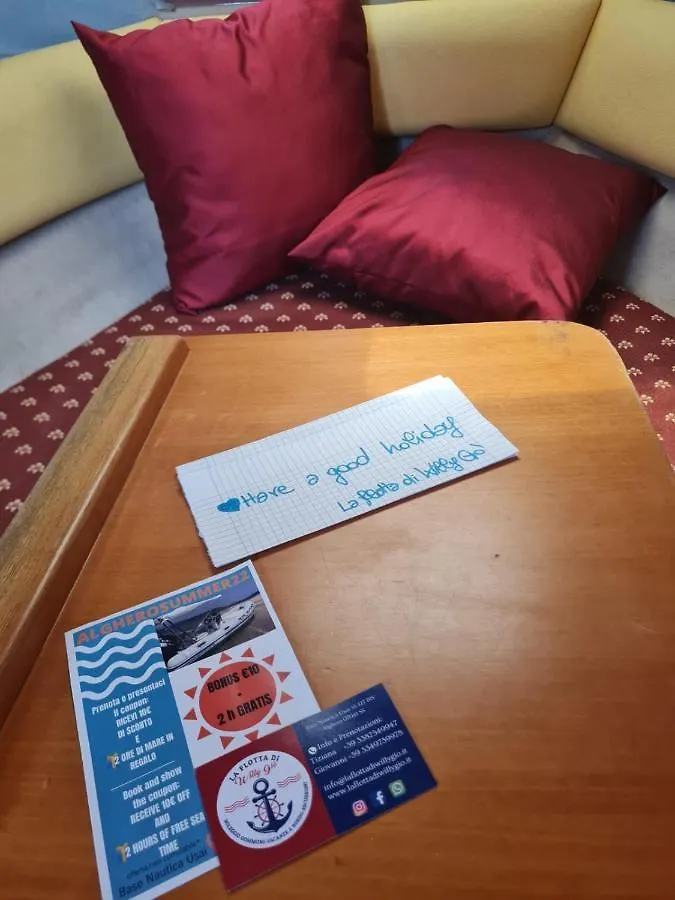 Lupa - La Flotta Di Willy Gio Hotel Alghero 0*,  Italy